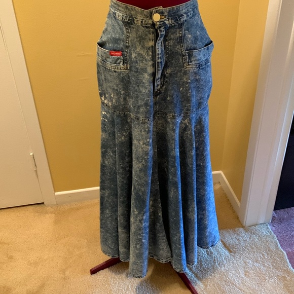 Hollywood Dresses & Skirts - Hollywood Acid Wash Denim Maxi Skirt 🔴  50% off the listed price